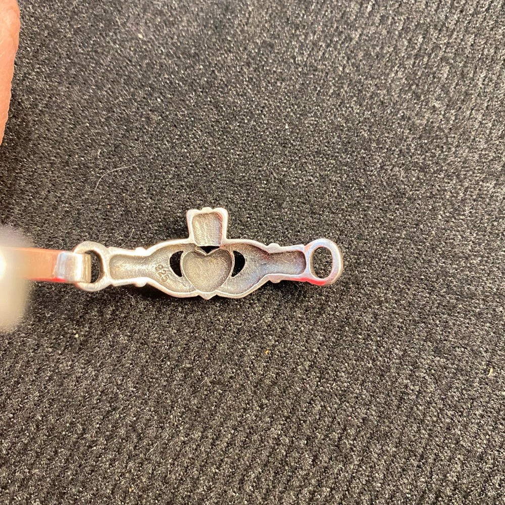 Silver Claddagh Bracelet - image 3